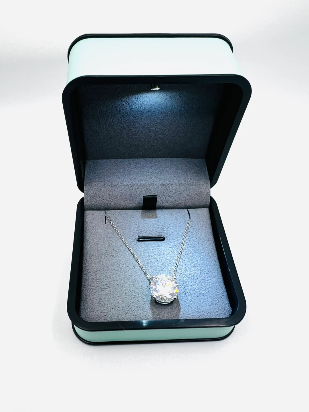 5 carat 925 Sterling silver with Moissanite necklace - photo 2