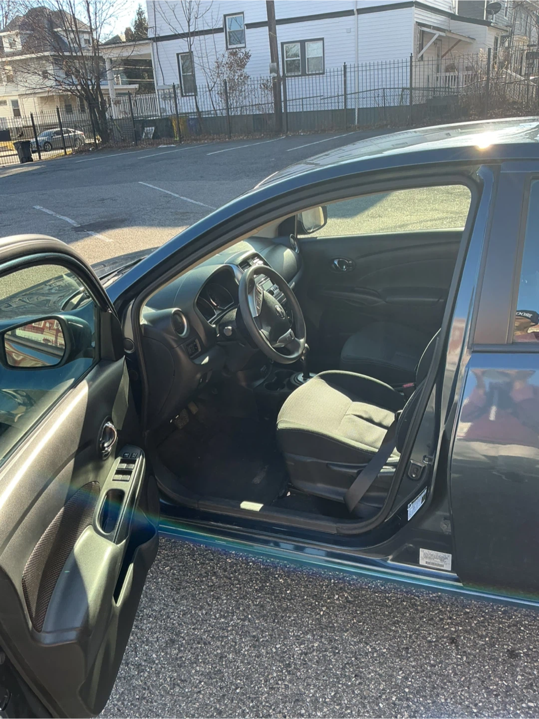 Nissan Versa SV Sedan - photo 5