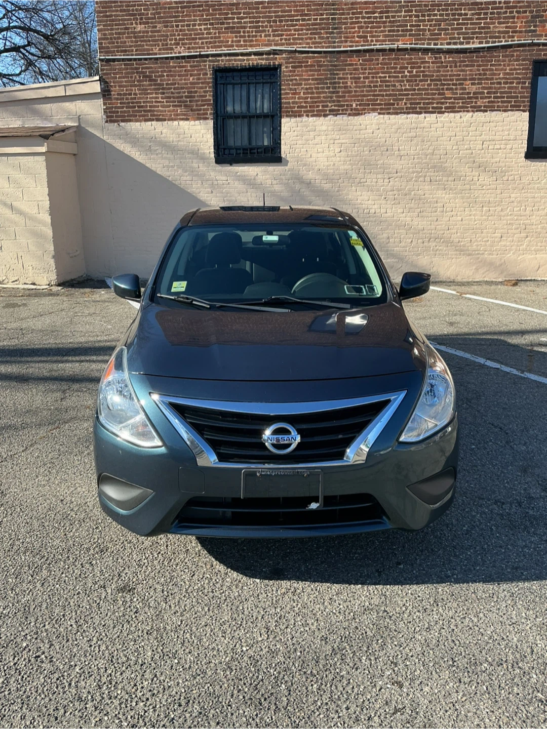 Nissan Versa SV Sedan