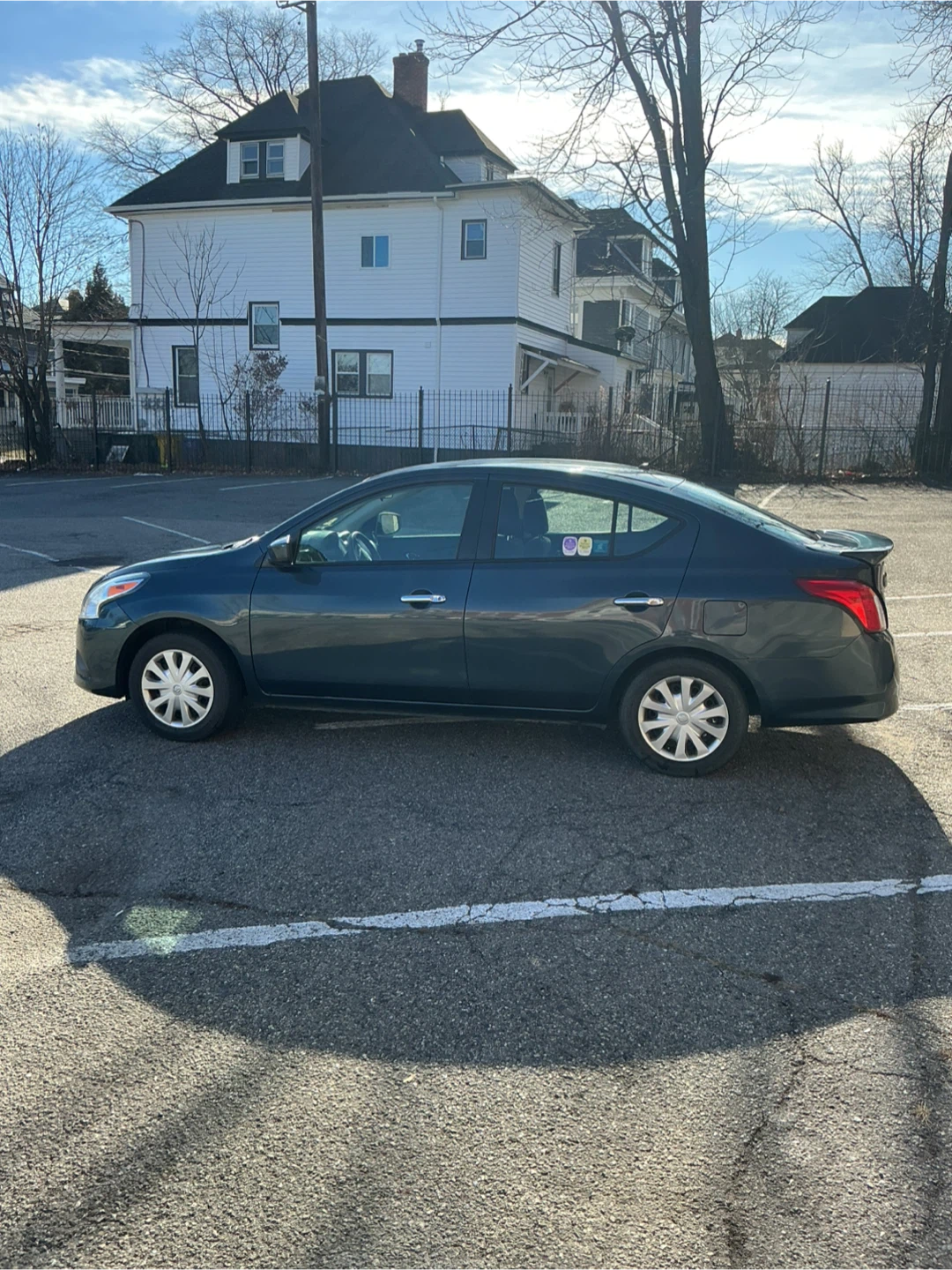Nissan Versa SV Sedan - photo 4