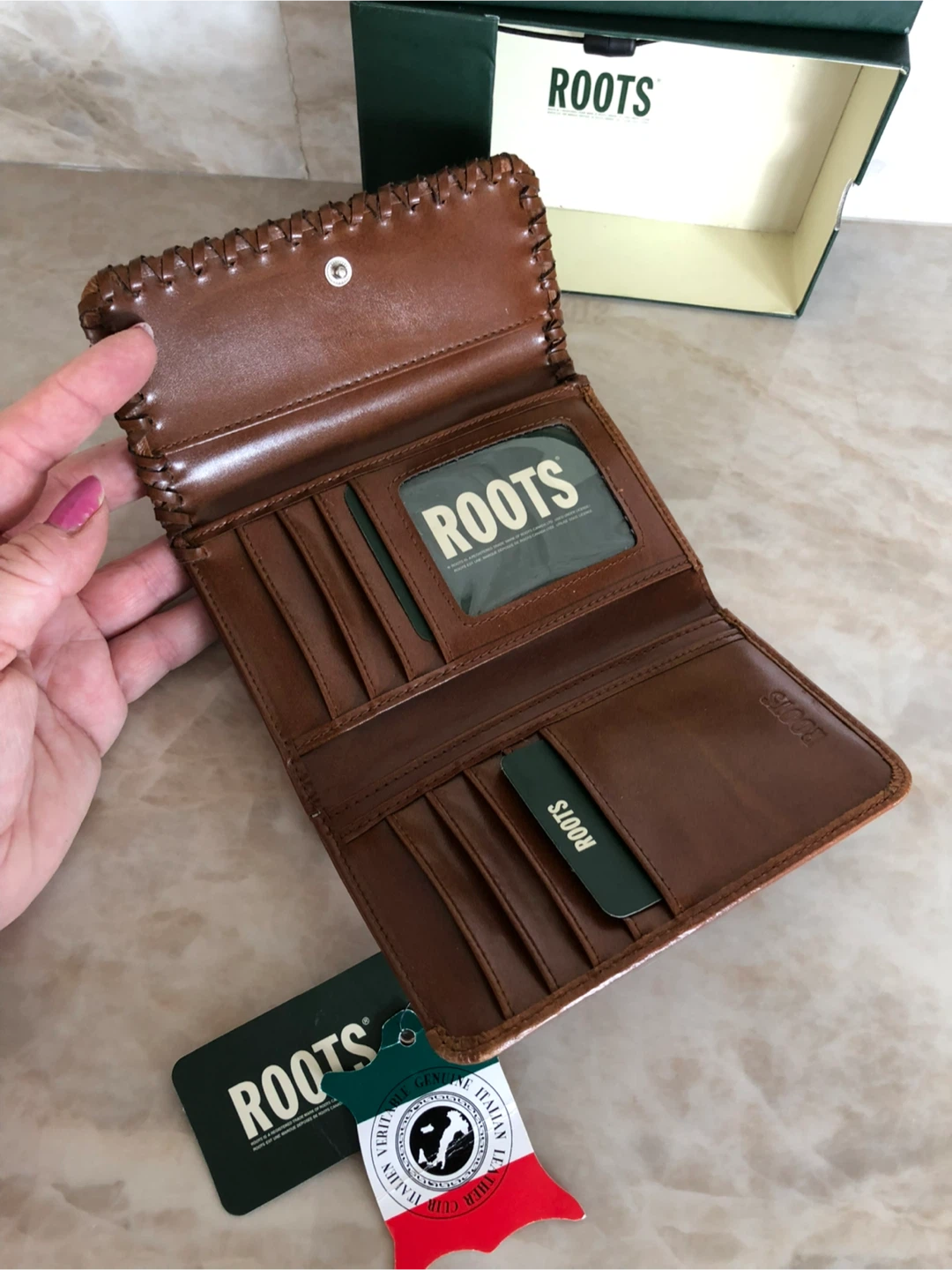 NEW Roots Brown Leather Wallet with Coin Pouch