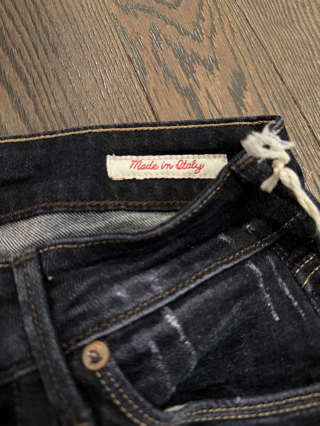 True Religion Distressed Black Skinny Jeans Size 24 - photo 3