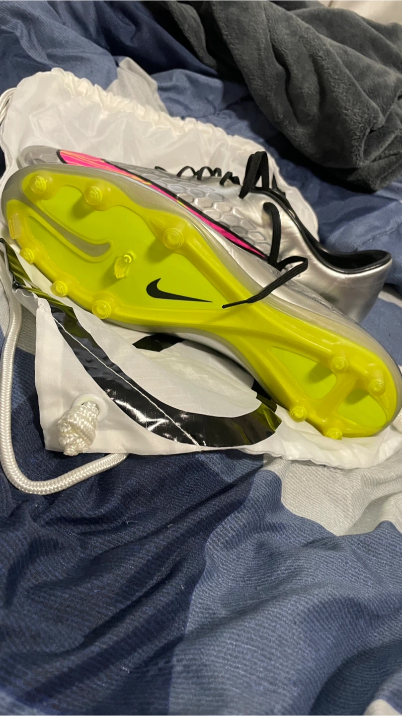 Nike Hypervenom Phantom II FG Soccer Cleats - photo 3