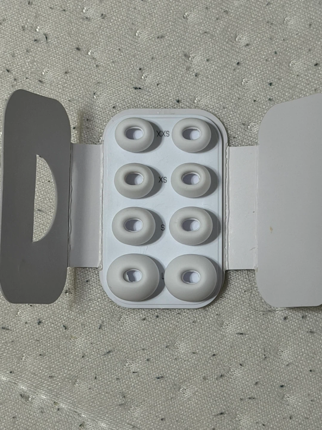 AirPod pro 3 - photo 2
