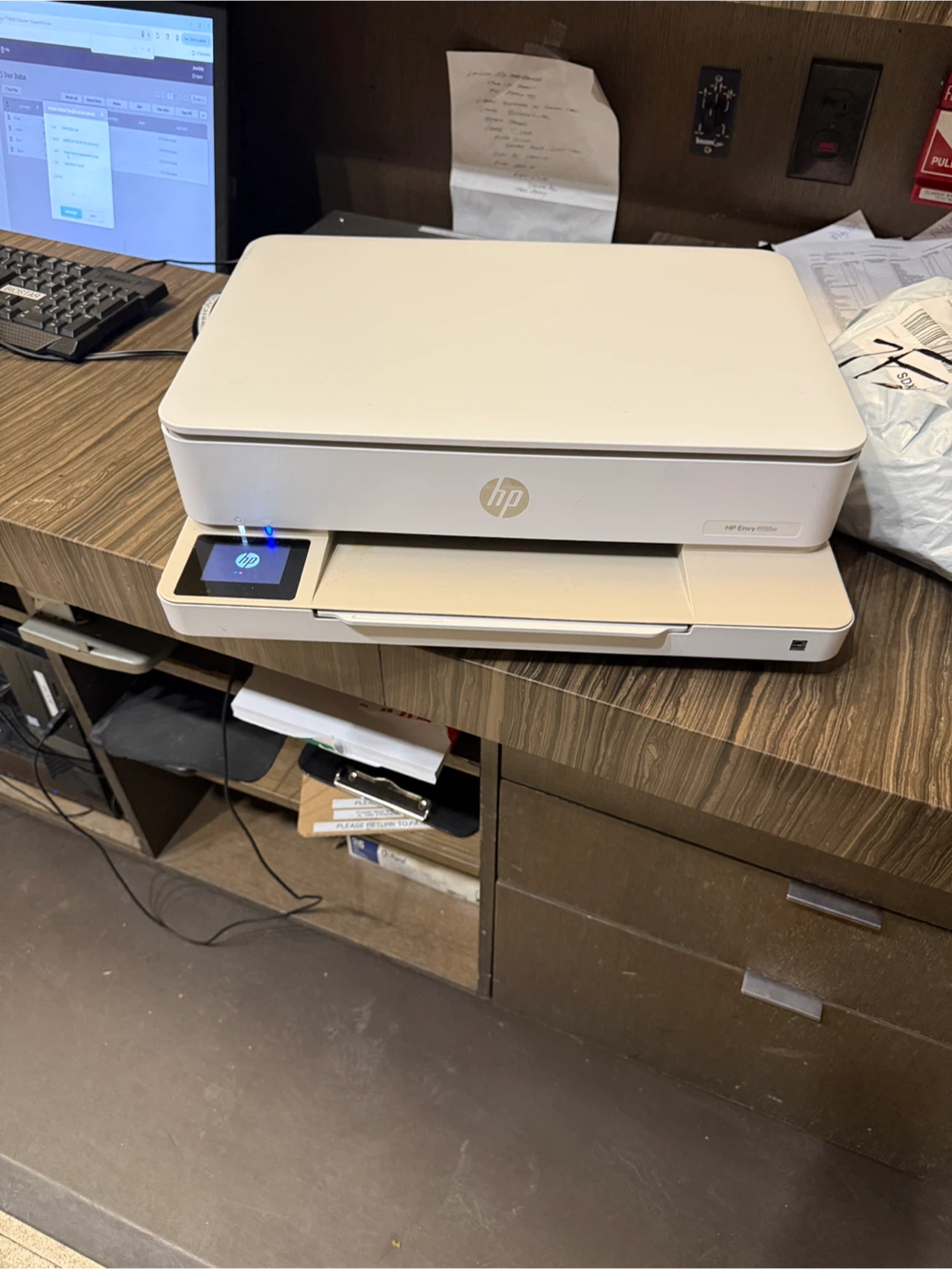 HP Envy 6055e All-in-One Printer - photo 3