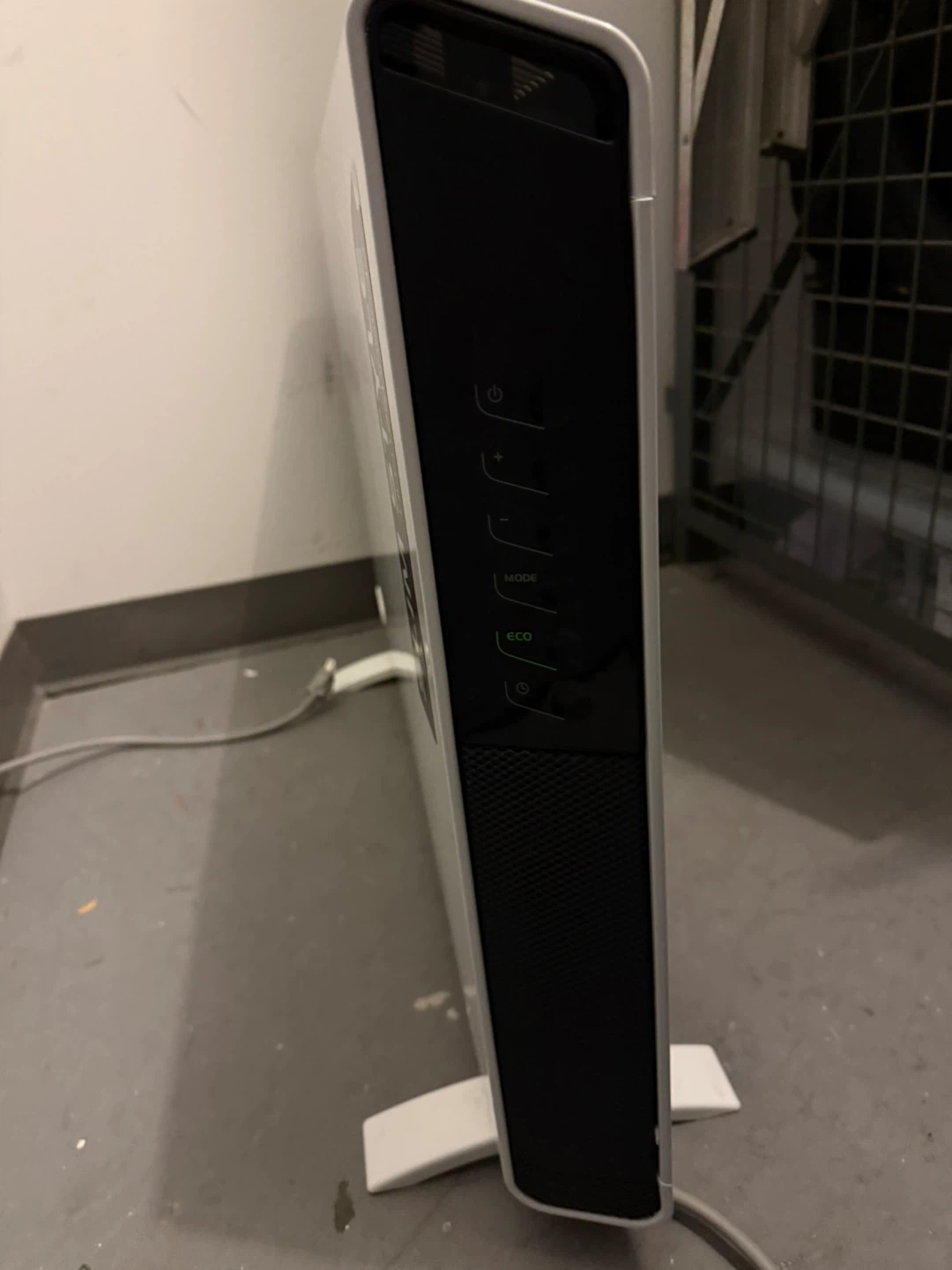 DeLonghi Slim Style Heater - photo 3