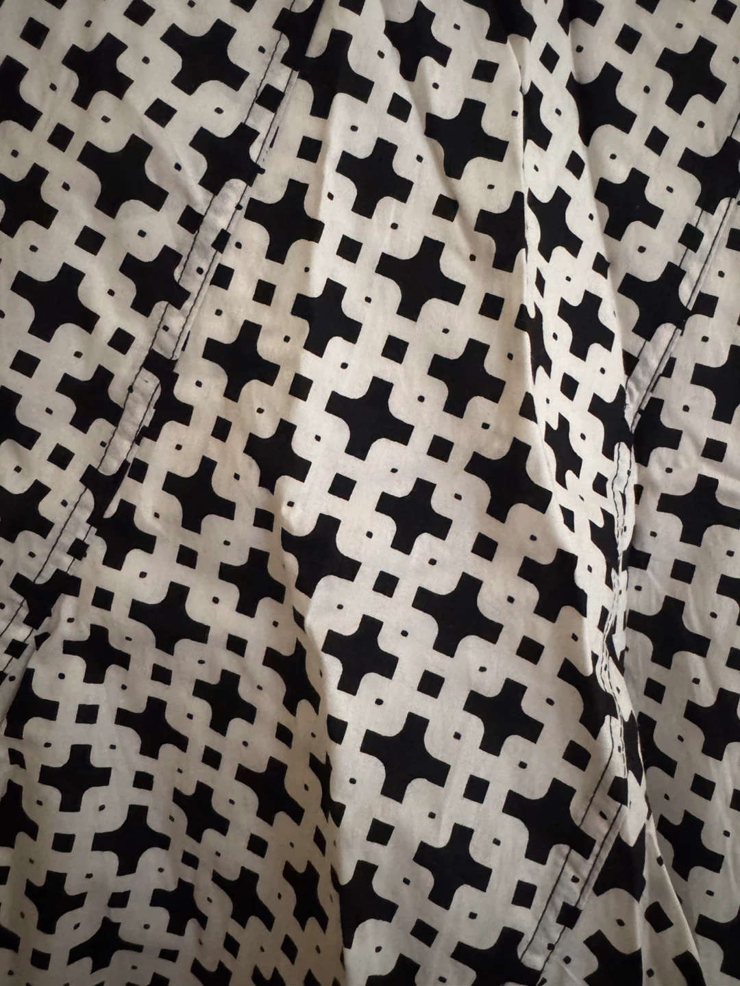 Stiletto Skirt Size 8 Black and White Patterned - photo 2