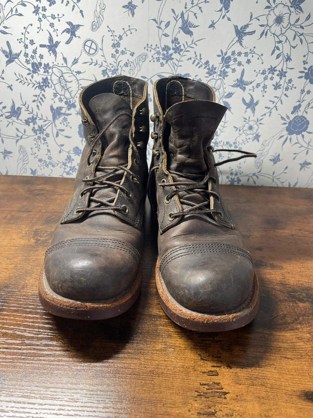 Red Wing Shoes 4584 Boots. Bitter Chocolate - Size 8