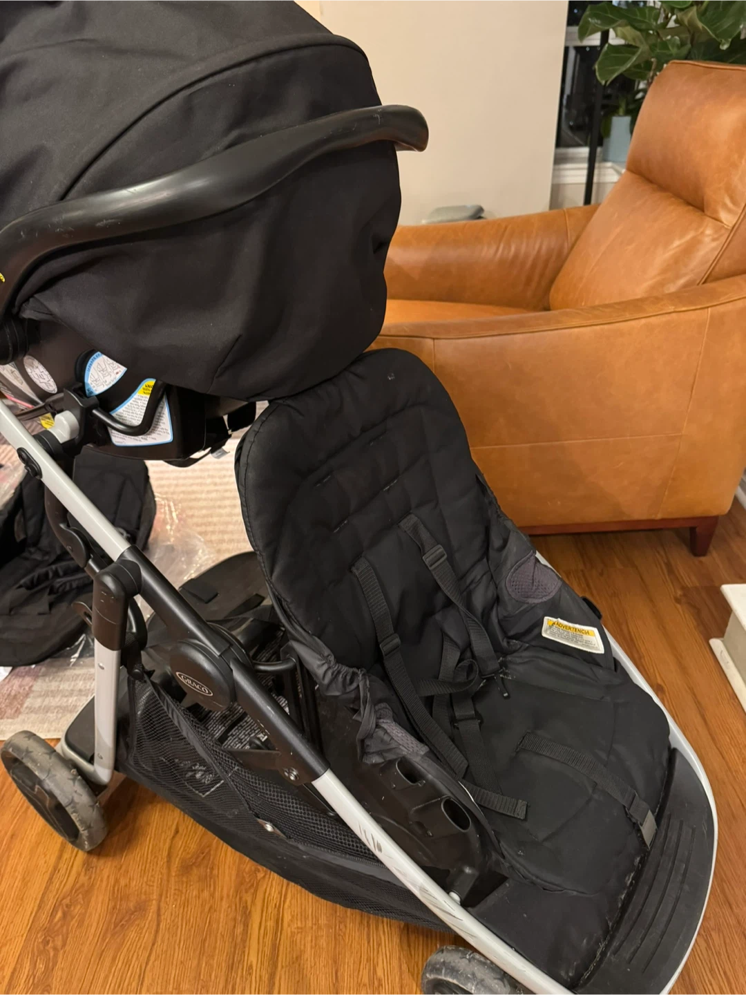 Graco Double Stroller with Car Seat - photo 2