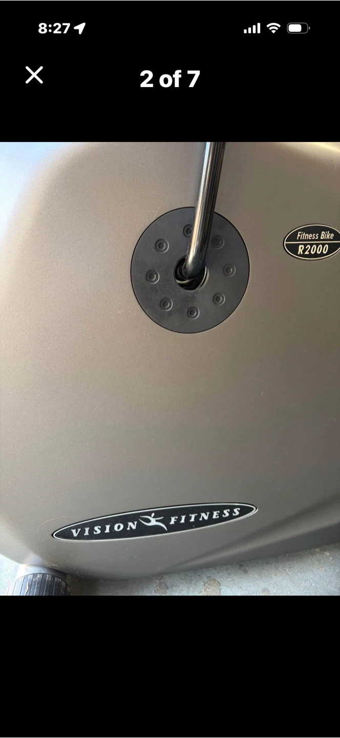 Vision Fitness R2000 Recumbent Exercise Bike - photo 2