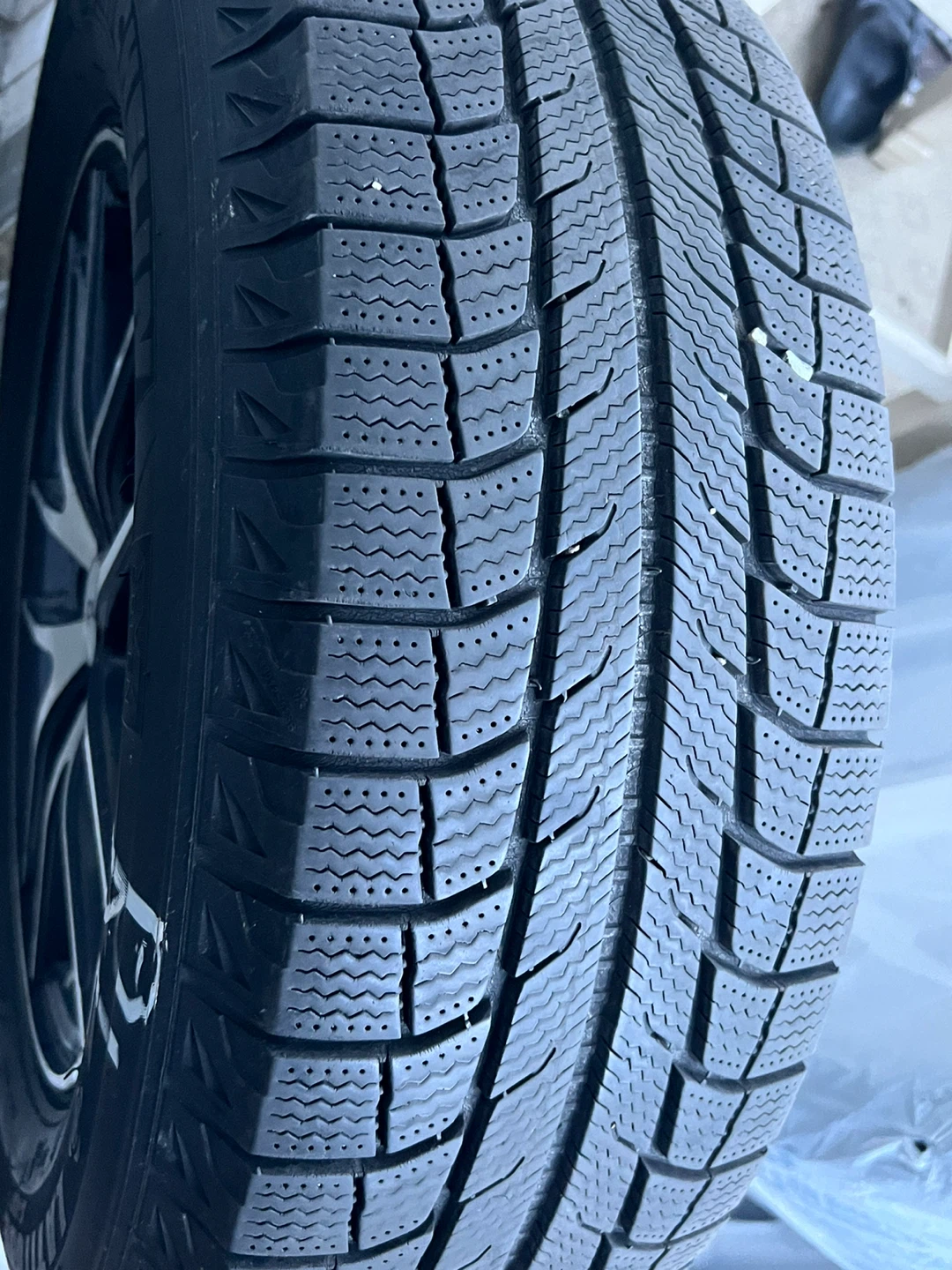 Michelin Green X Winter Tire with Rim - photo 2