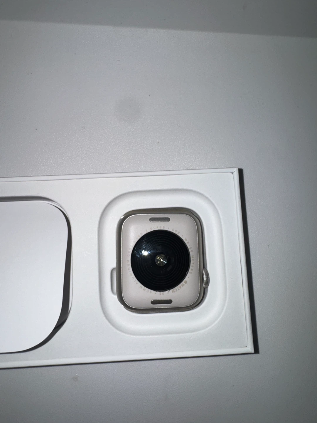 Apple Watch SE 2nd Gen, 45mm Starlight Aluminium Case - photo 3