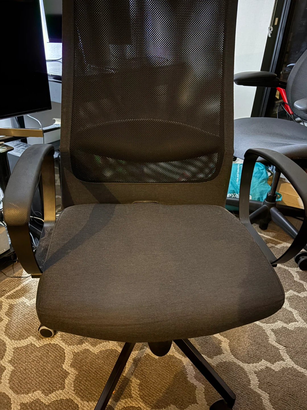 IKEA MARKUS Office Chair - Vissle Dark Grey- like new - photo 2