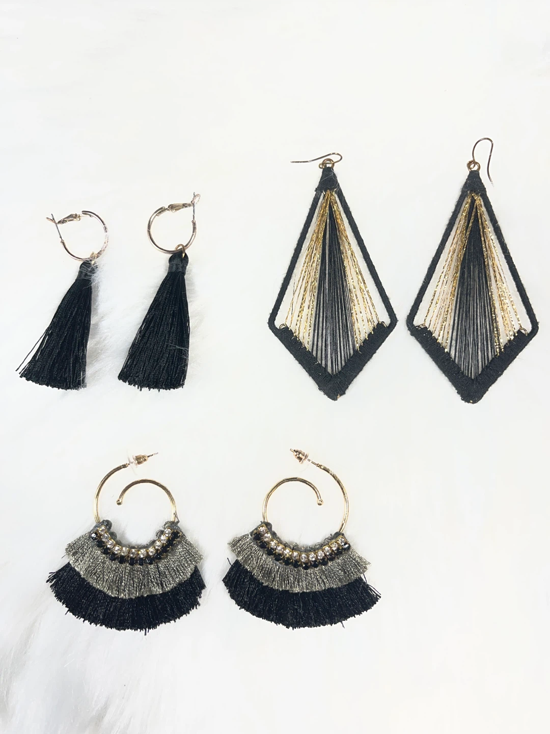 5 pairs of earrings all for $12 - photo 2