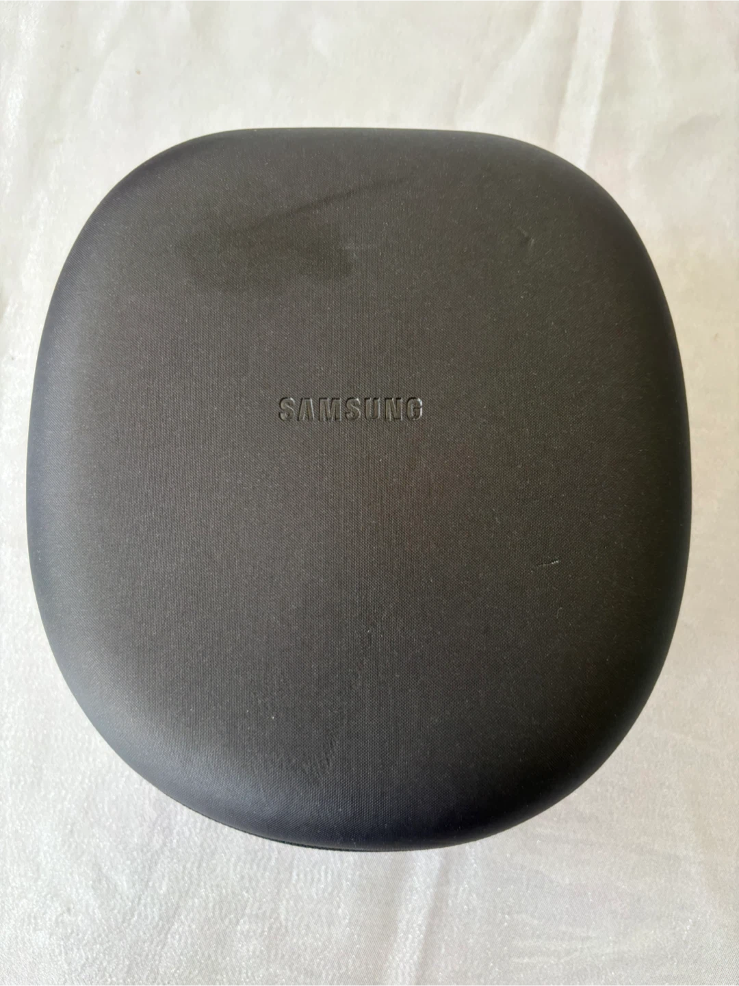 Samsung Level Over Wireless Headphones with Case