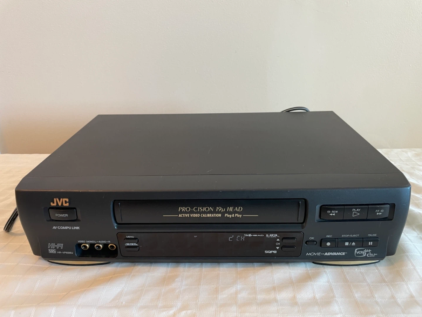 JVC HR-VP656U Pro-Cision VCR VHS Player No Remote