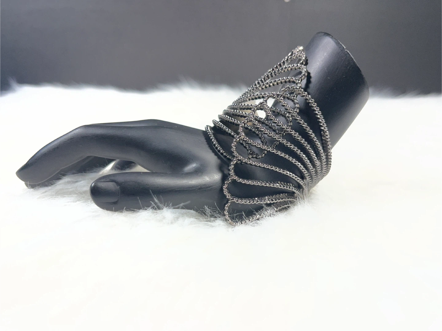 Art Deco Style Cuff Bracelet - photo 2