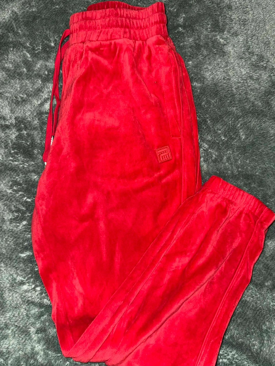 Red Fila Hoodie and Velour Joggers Set - photo 2