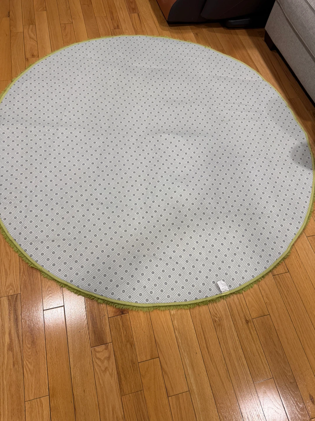 Round Grass Green Shaggy Area Rug 6’ Diameter - photo 3