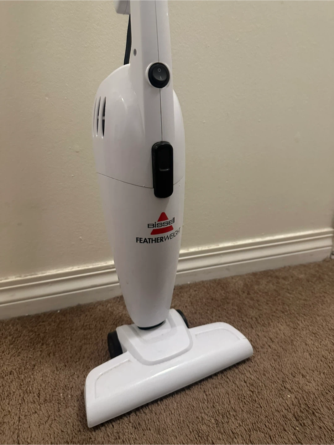 Bissell Featherweight Stick Vacuum - photo 2
