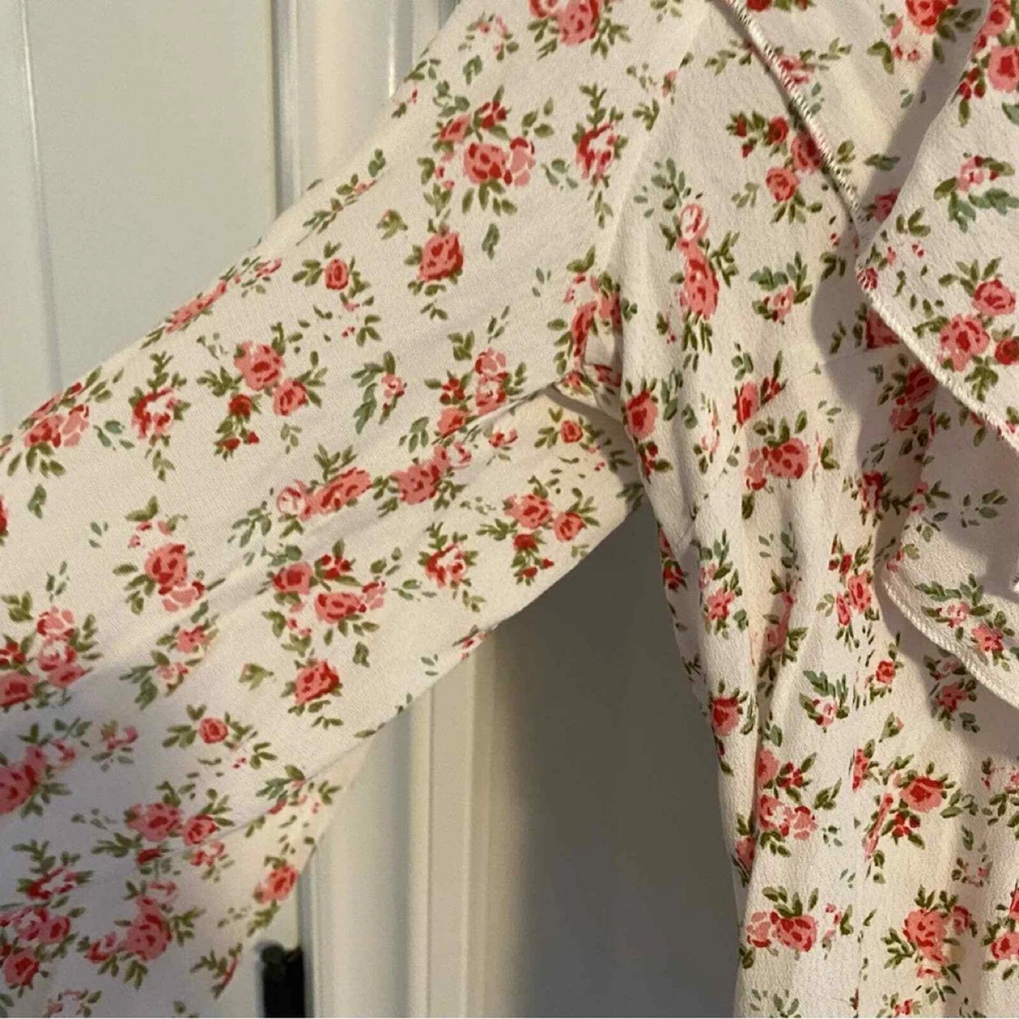 White Pink Floral Cropped Rayon Top - Boutique - Small - photo 5