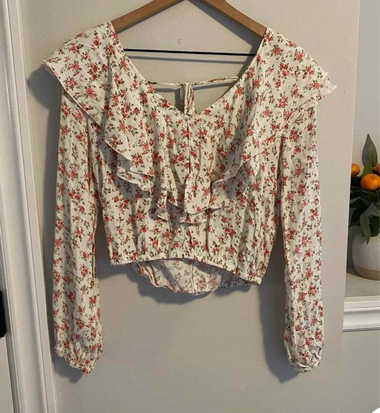 White Pink Floral Cropped Rayon Top - Boutique - Small - photo 4