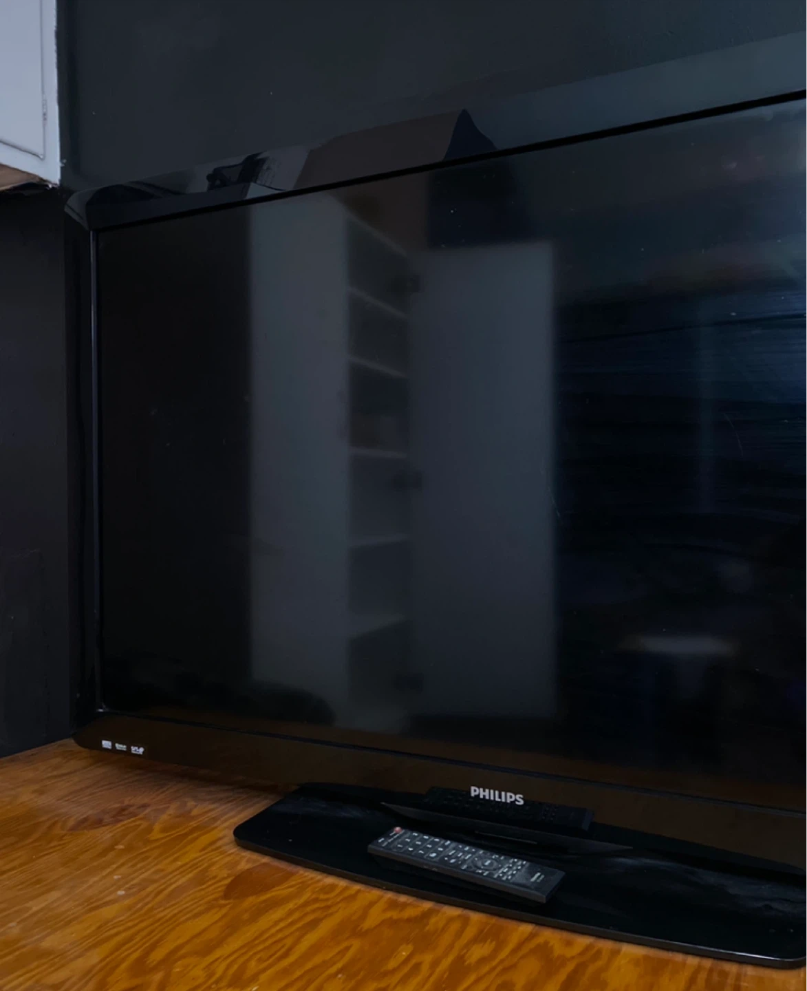 Philips 55” LCD TV - photo 2