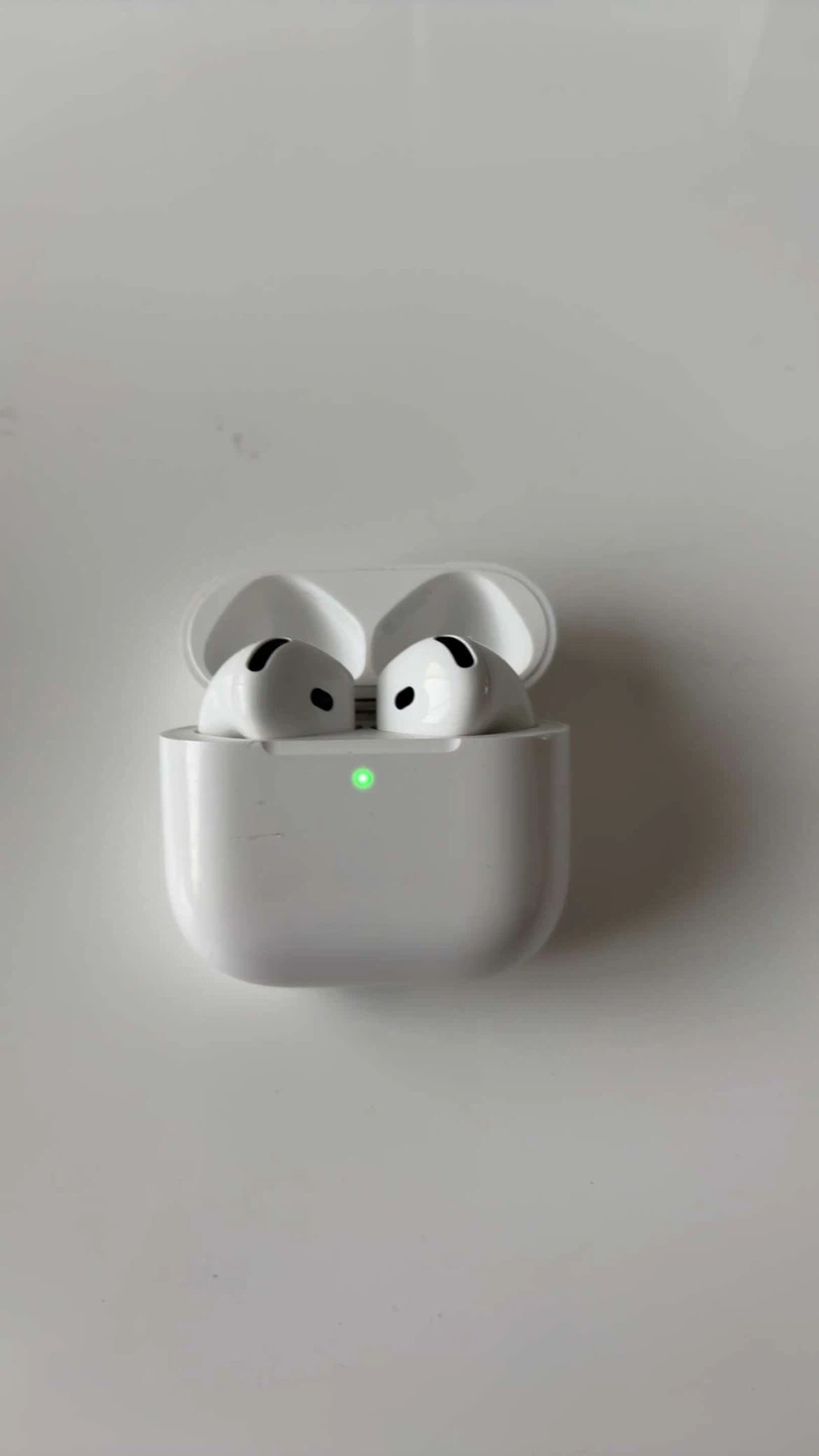 Apple AirPods 4 Wireless Earbuds with Charging Case - photo 2