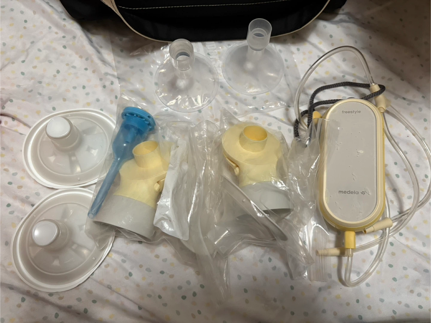 Medela Freestyle Breast Pump with Tote Bag - photo 2