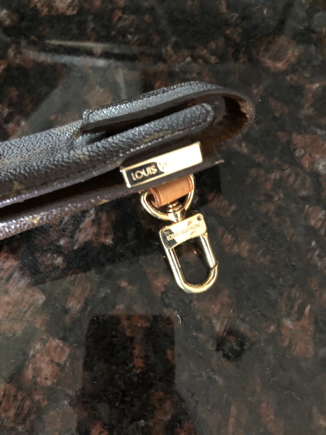 Louis Vuitton accessory - photo 4
