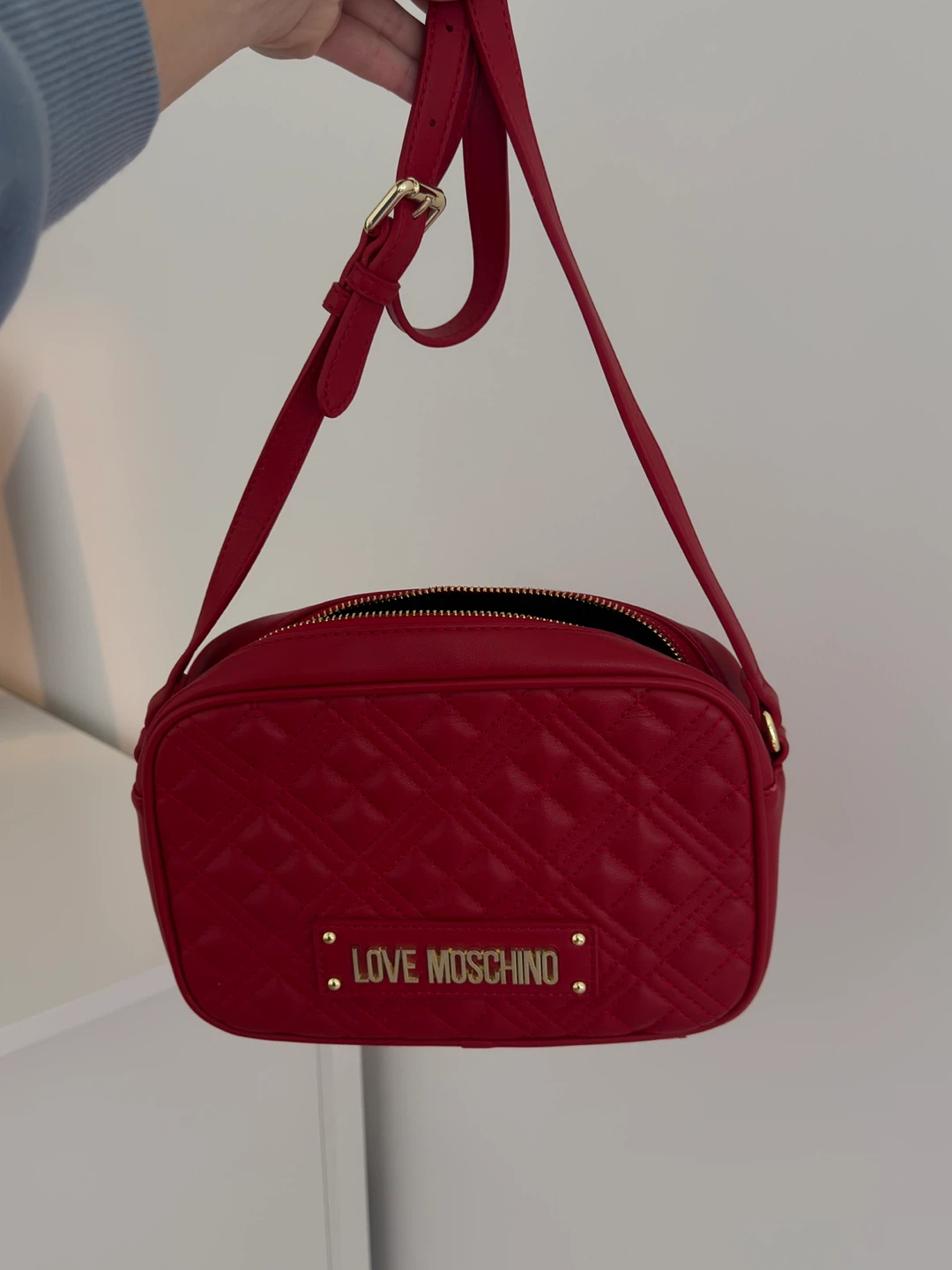 Red Quilted Love Moschino Camera Bag - photo 2