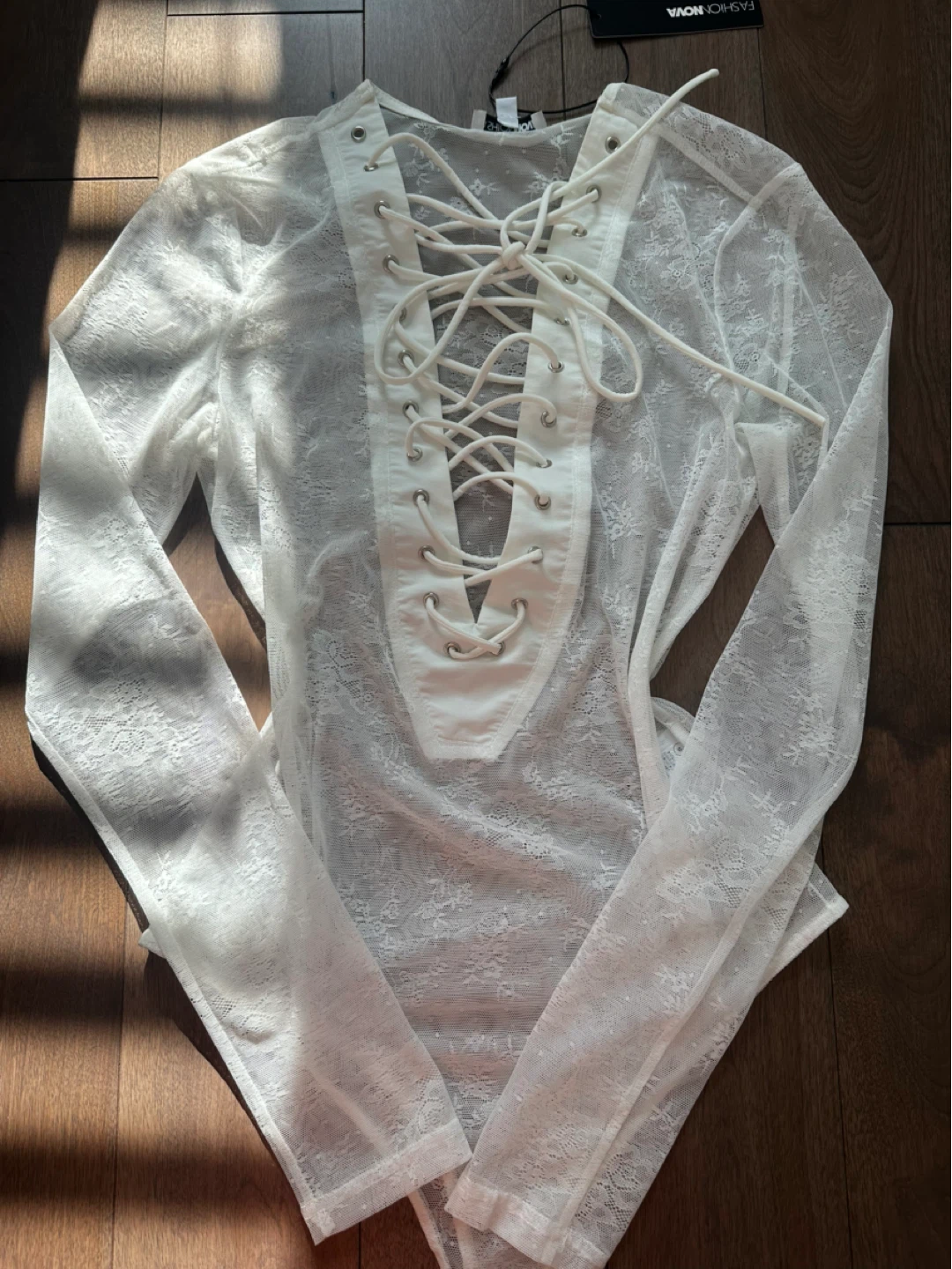 New Fashion Nova White Lace Bodysuit - photo 2