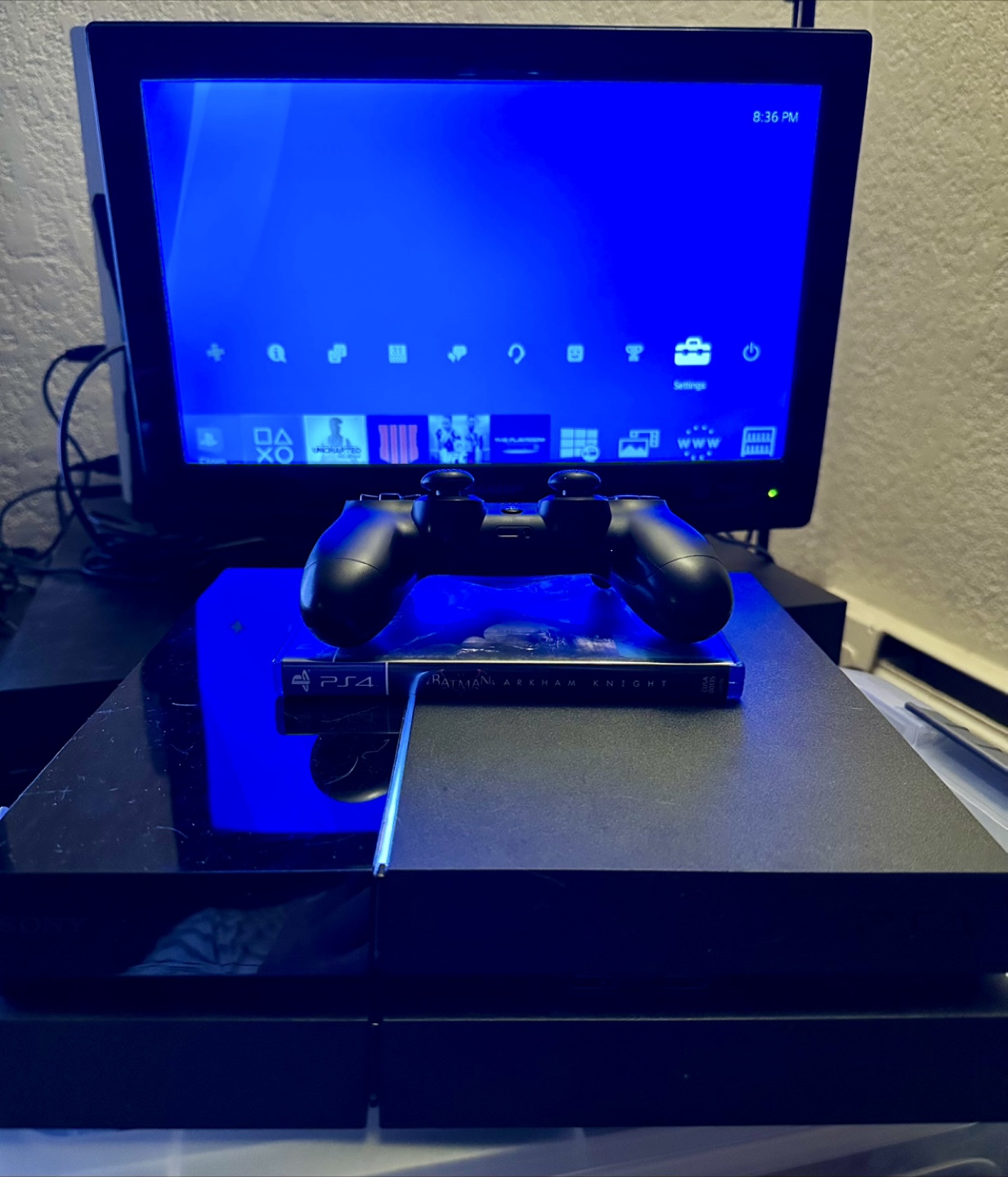 PS4 Console with Batman Arkham Knight - photo 2