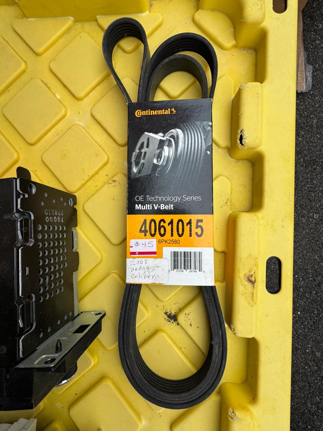 2008 Dodge Caliber v-belt and temp control - photo 2