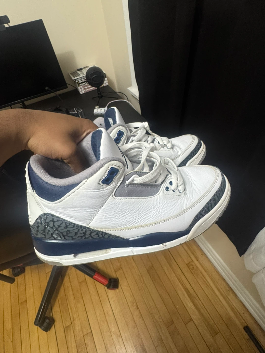 Jordan 3s navy