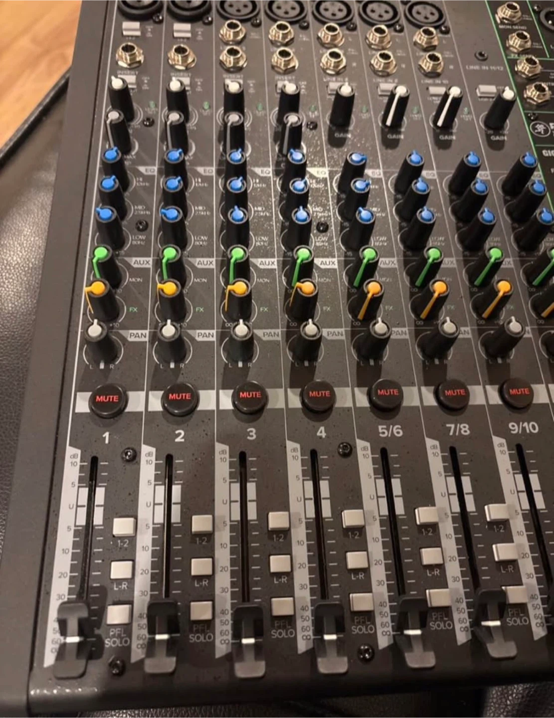 Mackie ProFX12v3 12-Channel FX Mixer - photo 2