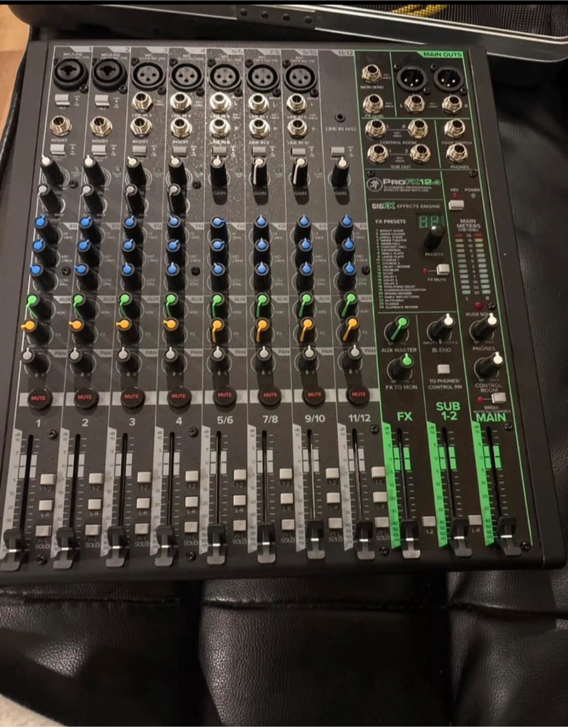 Mackie ProFX12v3 12-Channel FX Mixer