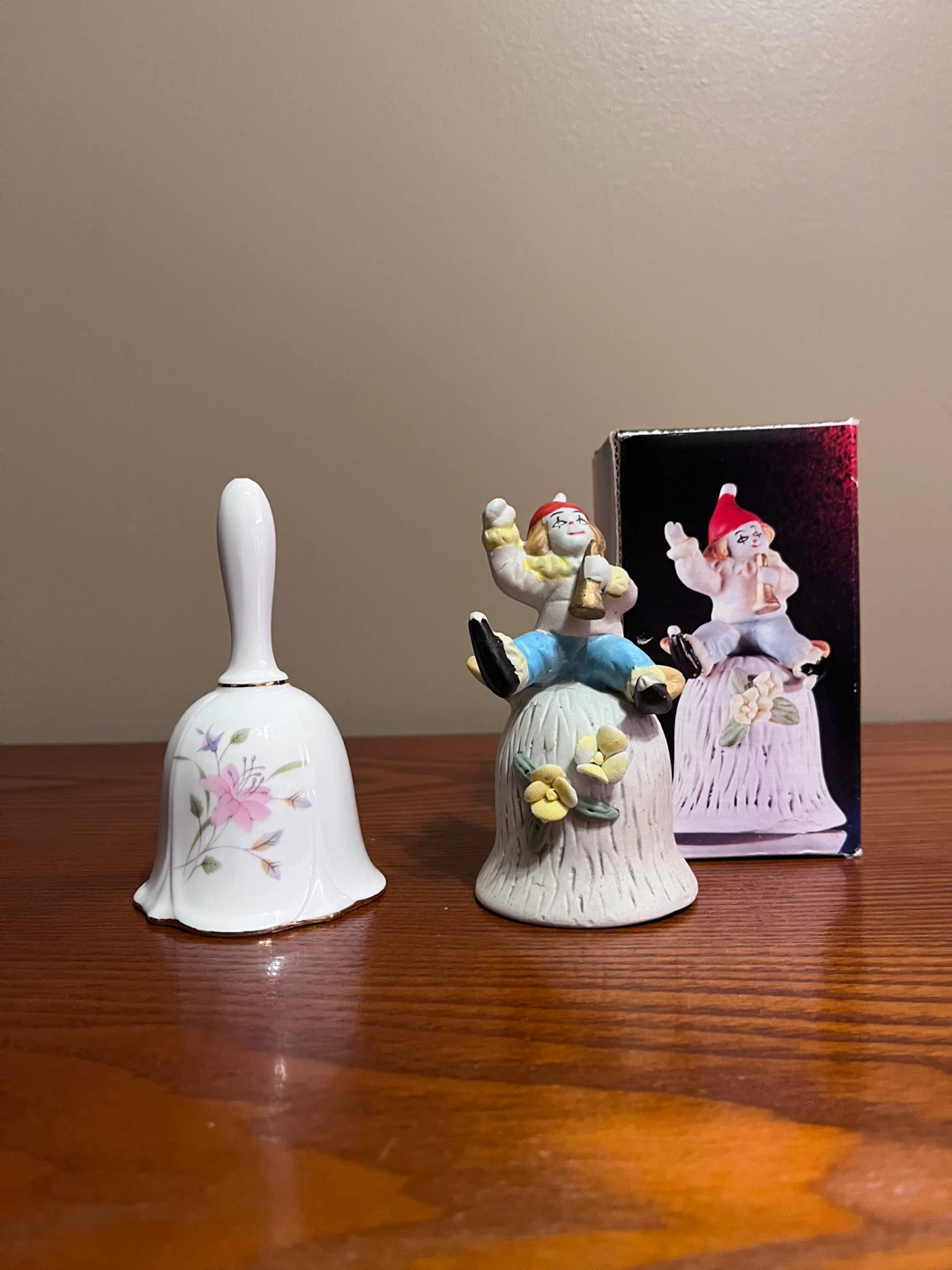 VINTAGE CERAMIC & PORCELAIN BELLS