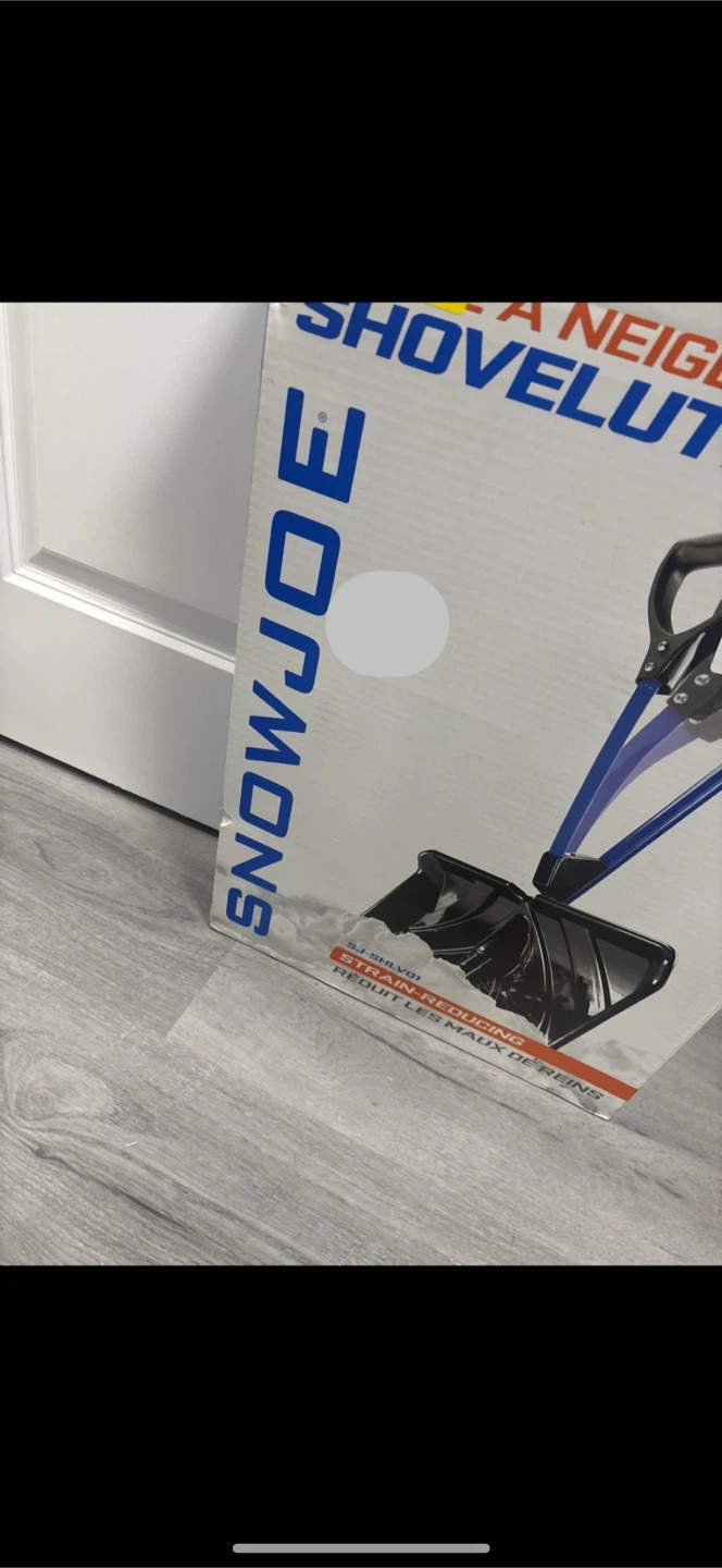 Snow Joe Strain-Reducing Snow Shovel