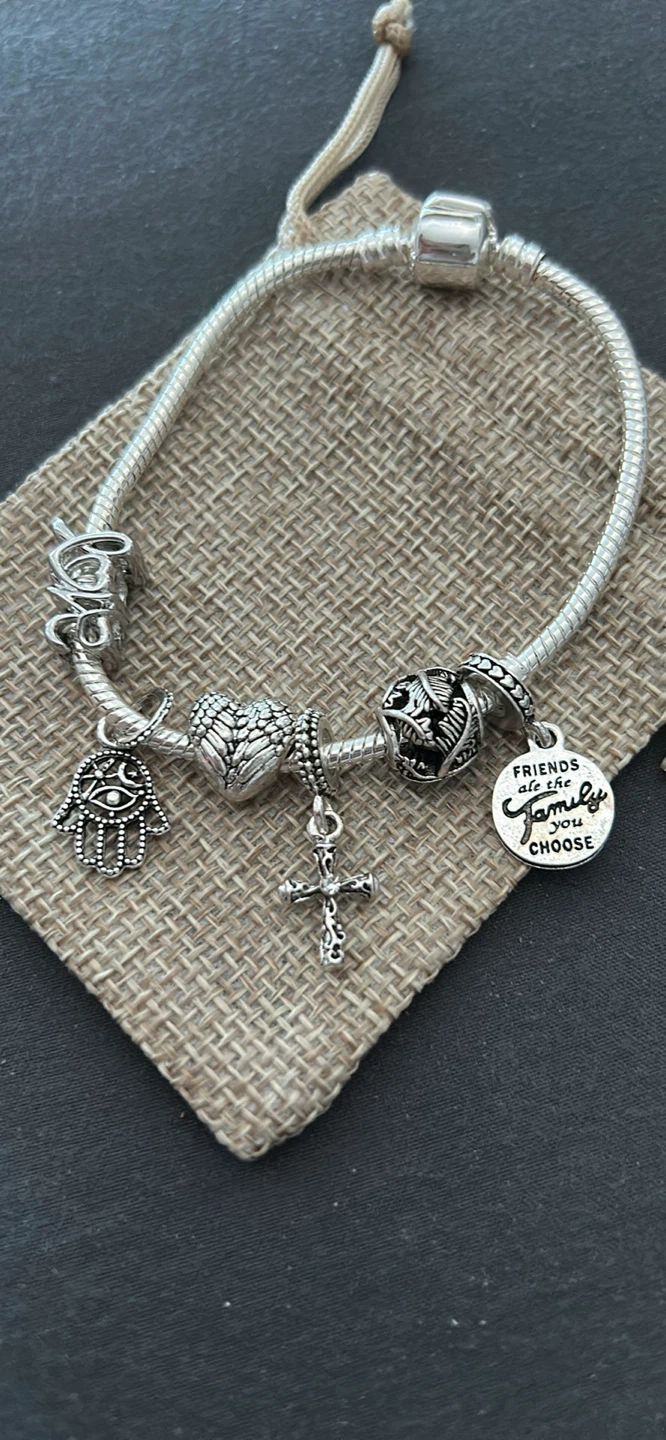 Charm bracelet