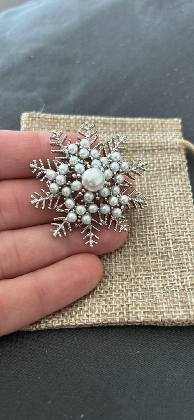 Pearl Snowflake Brooch - photo 4
