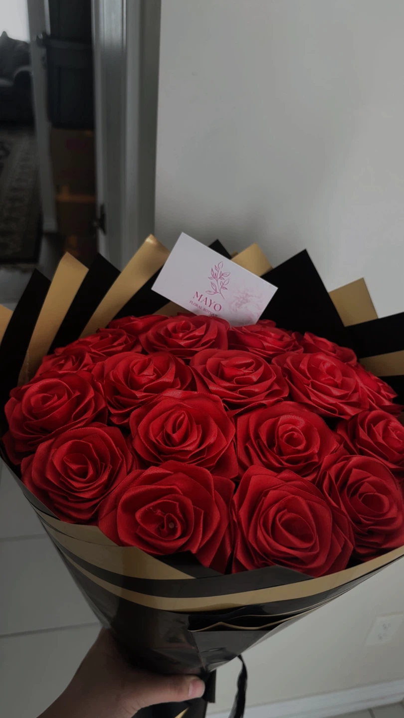 Red Rose Bouquet - photo 2