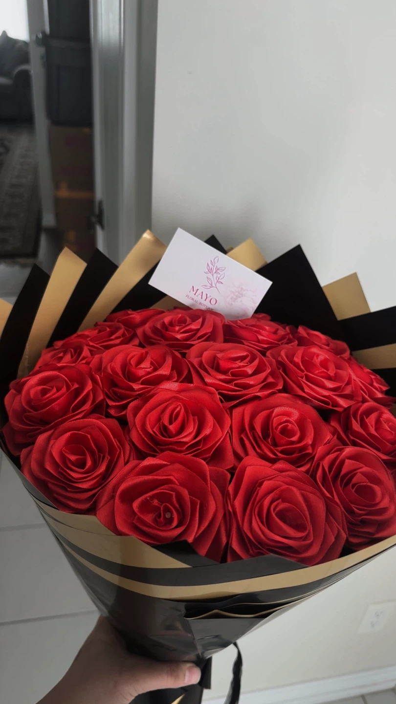 Red Rose Bouquet - photo 3