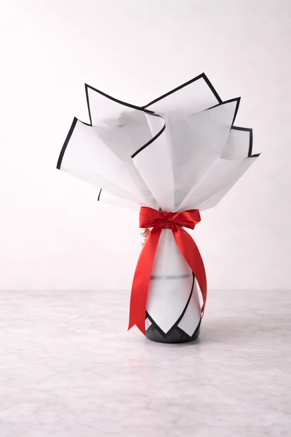 Curie Red and White Rose Bouquet - photo 3