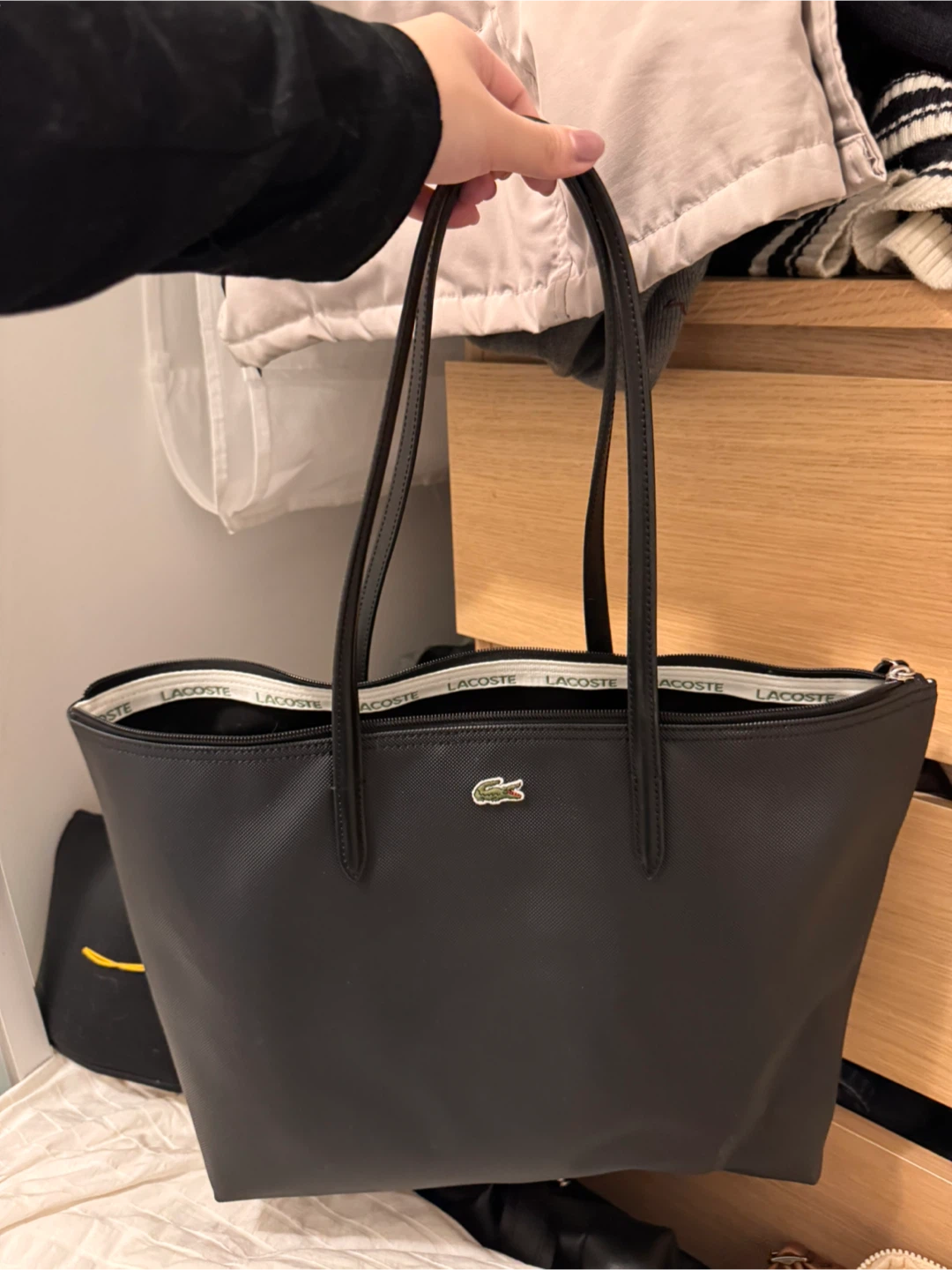 Lacoste Women's Large L.12.12 Concept Tote Bag - Black