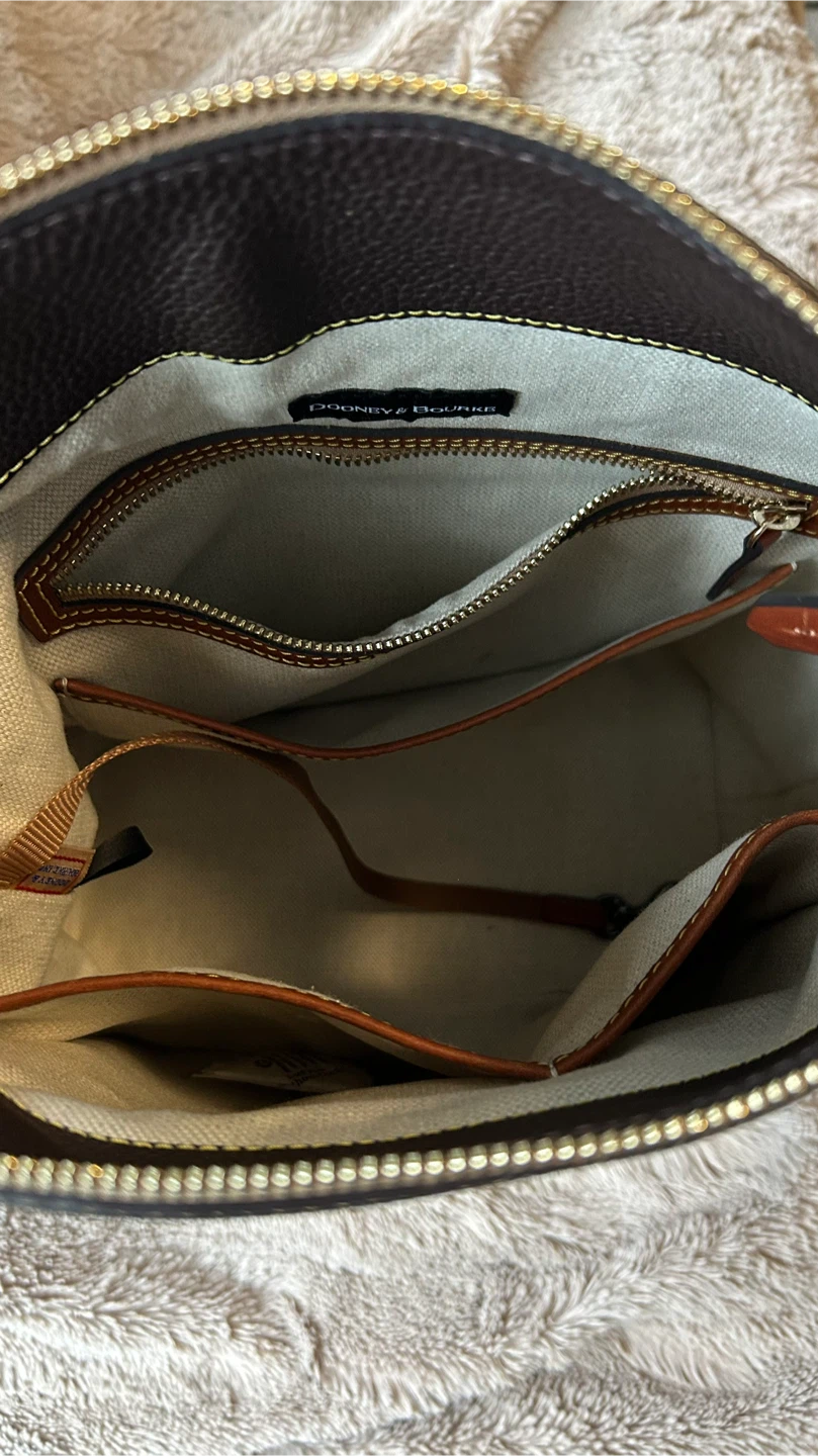 Dooney & Bourke Pebbled Leather Shoulder Bag 🏆 - photo 5