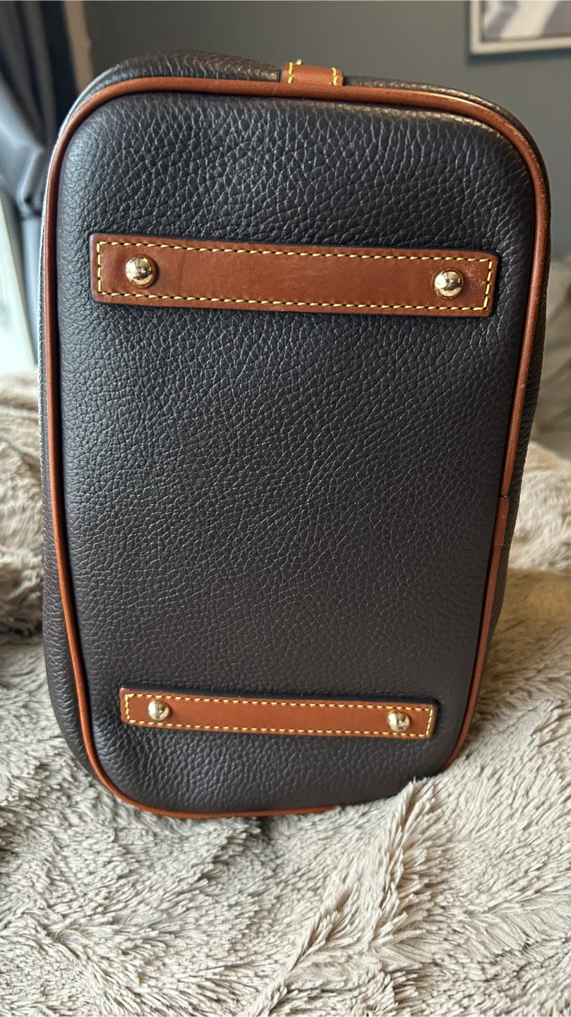 Dooney & Bourke Pebbled Leather Shoulder Bag 🏆 - photo 4