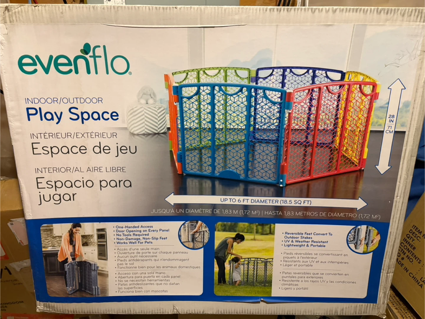 Evenflo Indoor/Outdoor Play Space (6-panel + 2-panel extension)