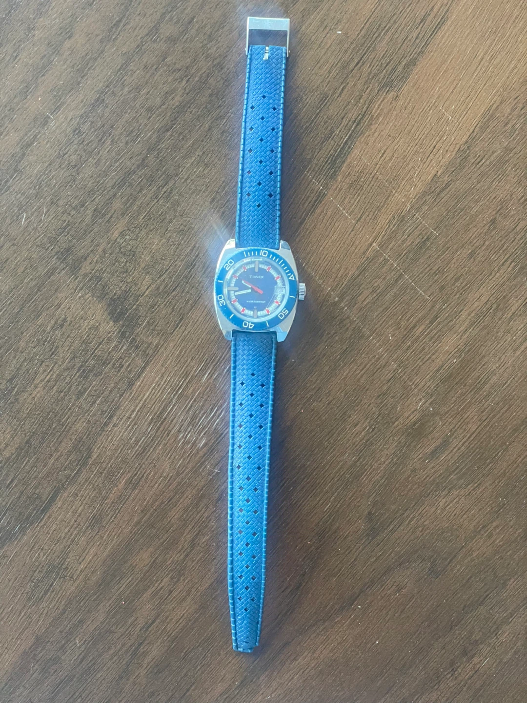 Vintage Timex Water Resistant Dive Watch - photo 3