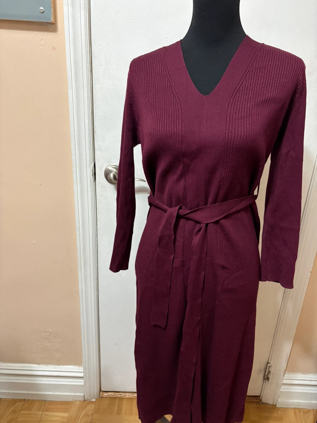 Women's Burgundy Ribbed Knit Belted Midi Dress